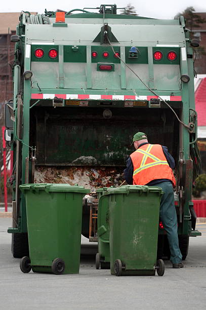 Best Yard Waste Removal  in Middle Island, NY